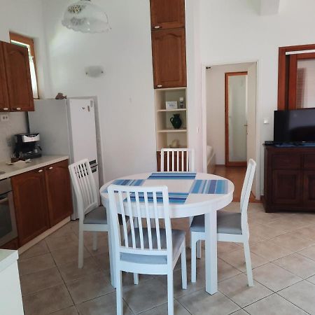 Apartments Summer Touch Петркане Екстериор снимка