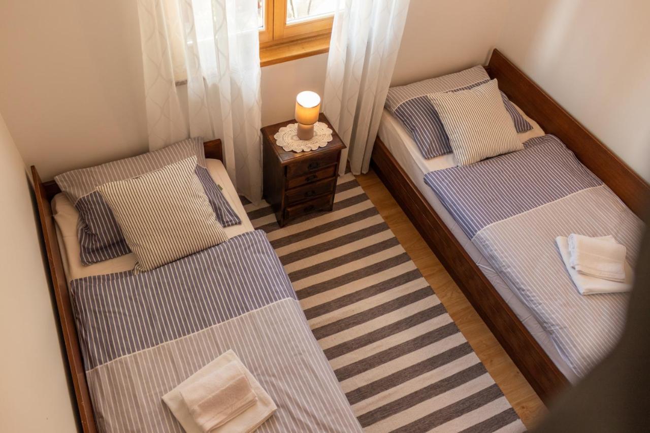 Apartments Summer Touch Петркане Екстериор снимка