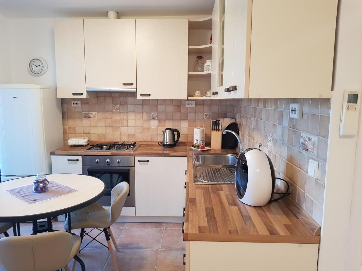 Apartments Summer Touch Петркане Екстериор снимка