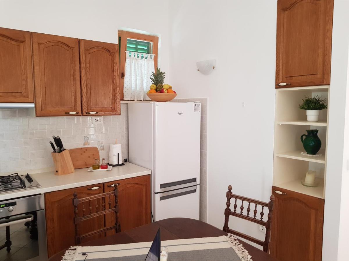 Apartments Summer Touch Петркане Екстериор снимка