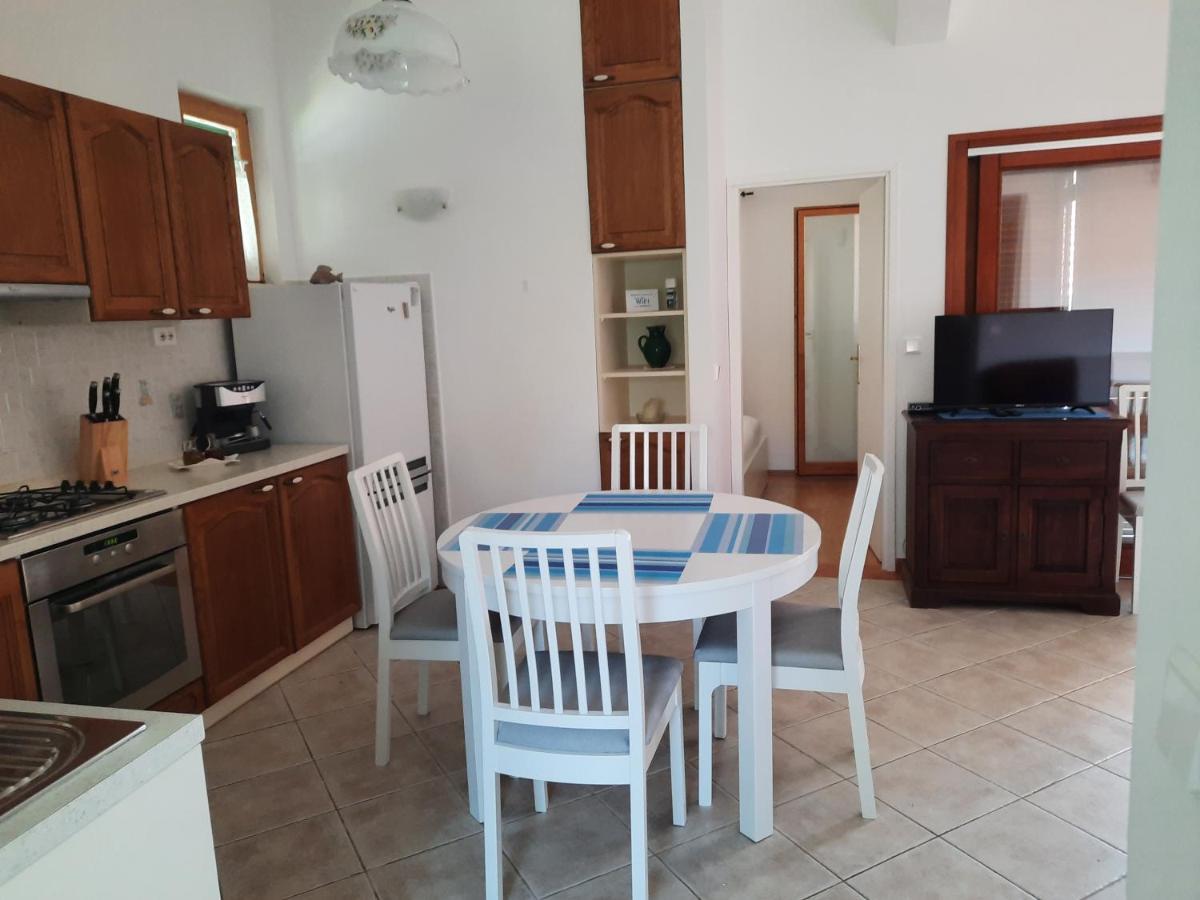 Apartments Summer Touch Петркане Екстериор снимка