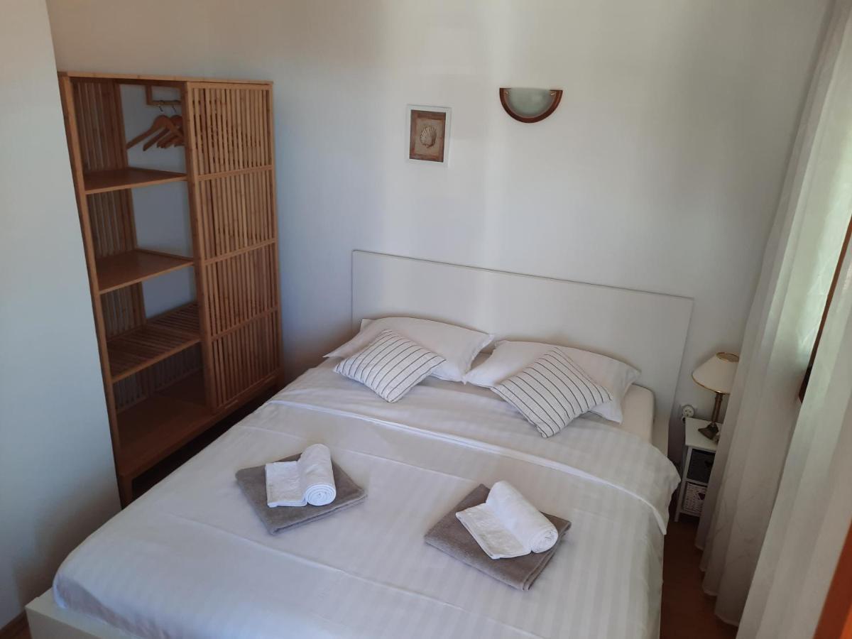 Apartments Summer Touch Петркане Екстериор снимка